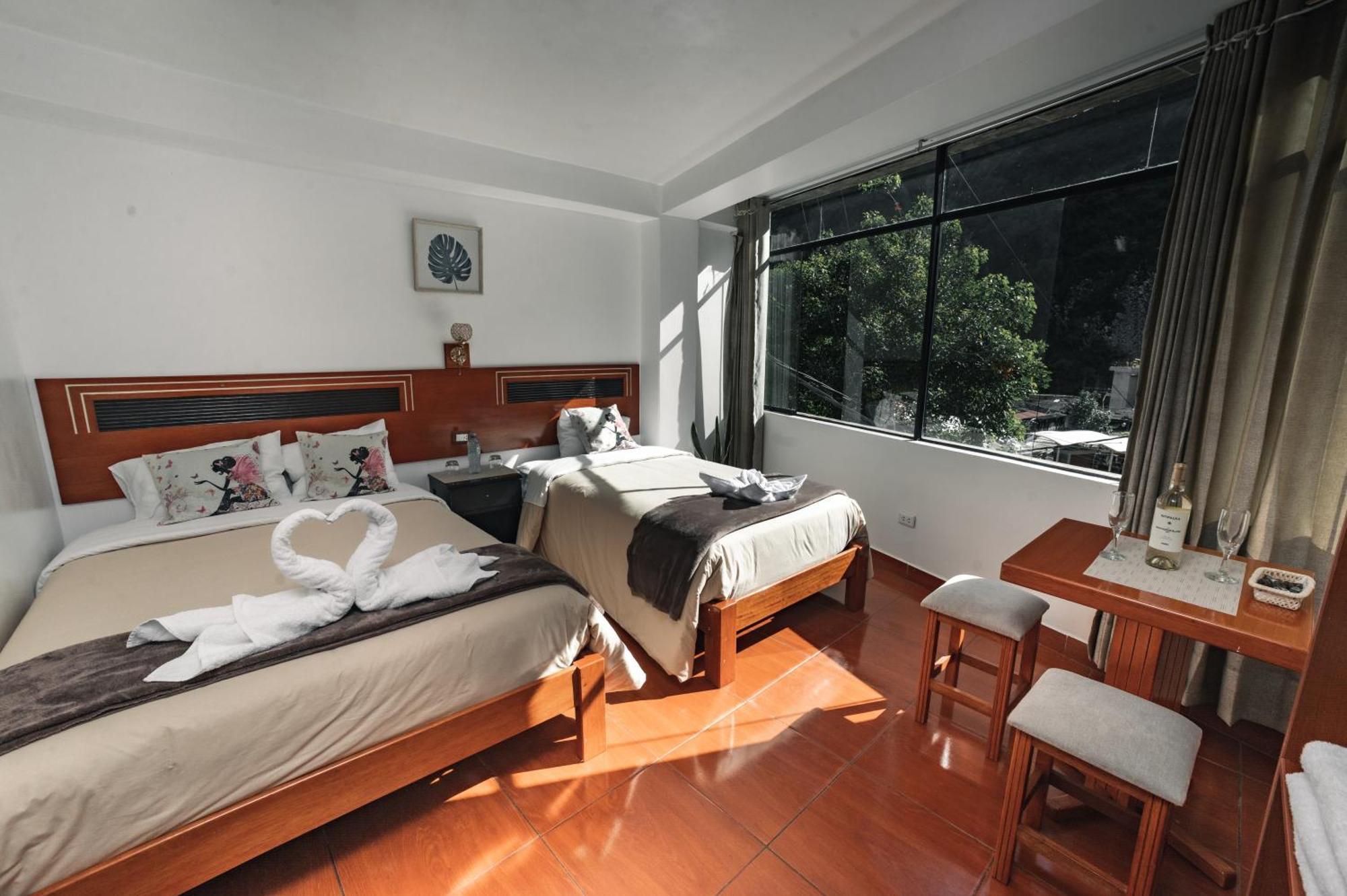 Escobedo'S Inn Machupicchu ภายนอก รูปภาพ