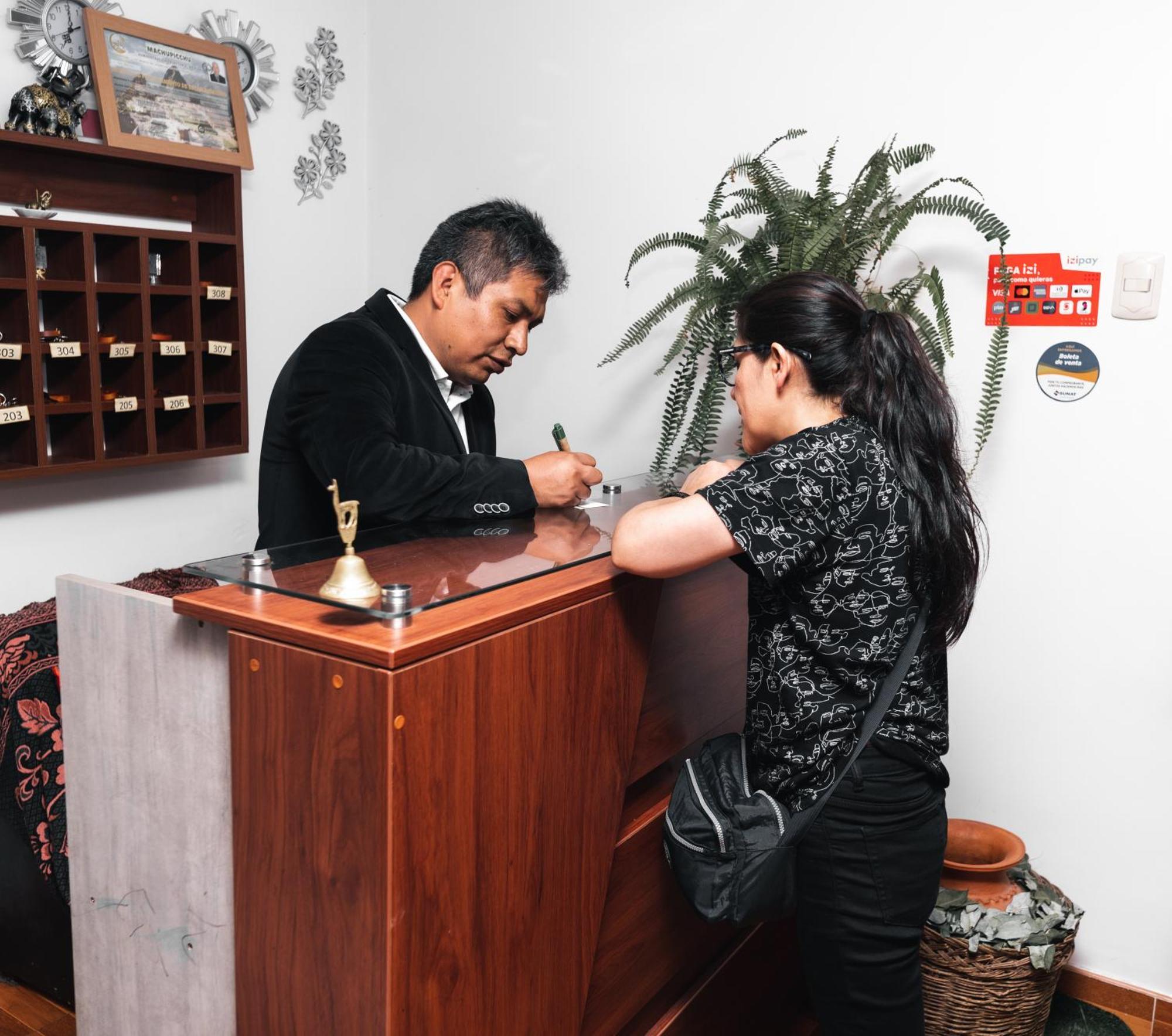 Escobedo'S Inn Machupicchu ภายนอก รูปภาพ